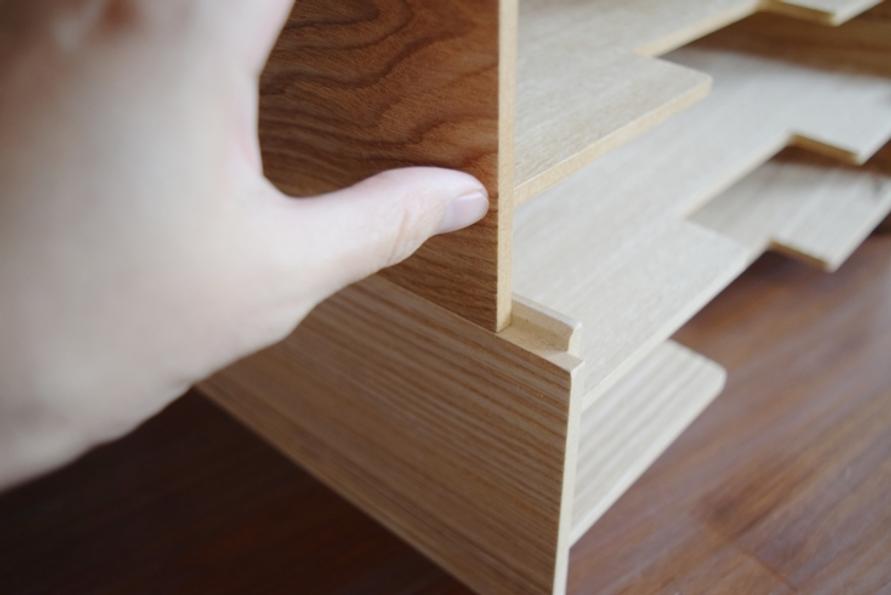 無印良品のMDF書類整理トレーをスタッキングするイメージ