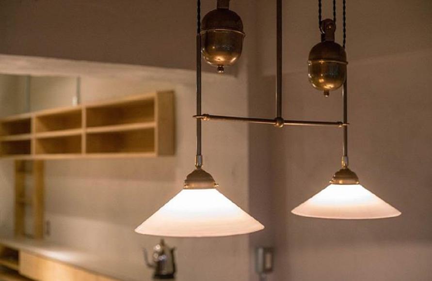 zembkity宅 アンティーク照明