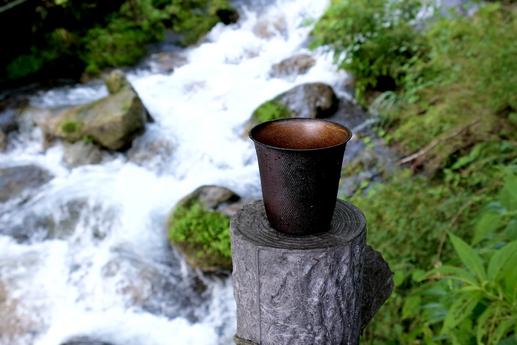 モンベルの「野漆器」はウルトラライトな工芸品。 野遊びが好きな人のために作られた逸品だと思う